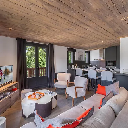 Apartment Superbe Proche Centre Avec Balcon Et Garage A - Fr-1-569-166 *